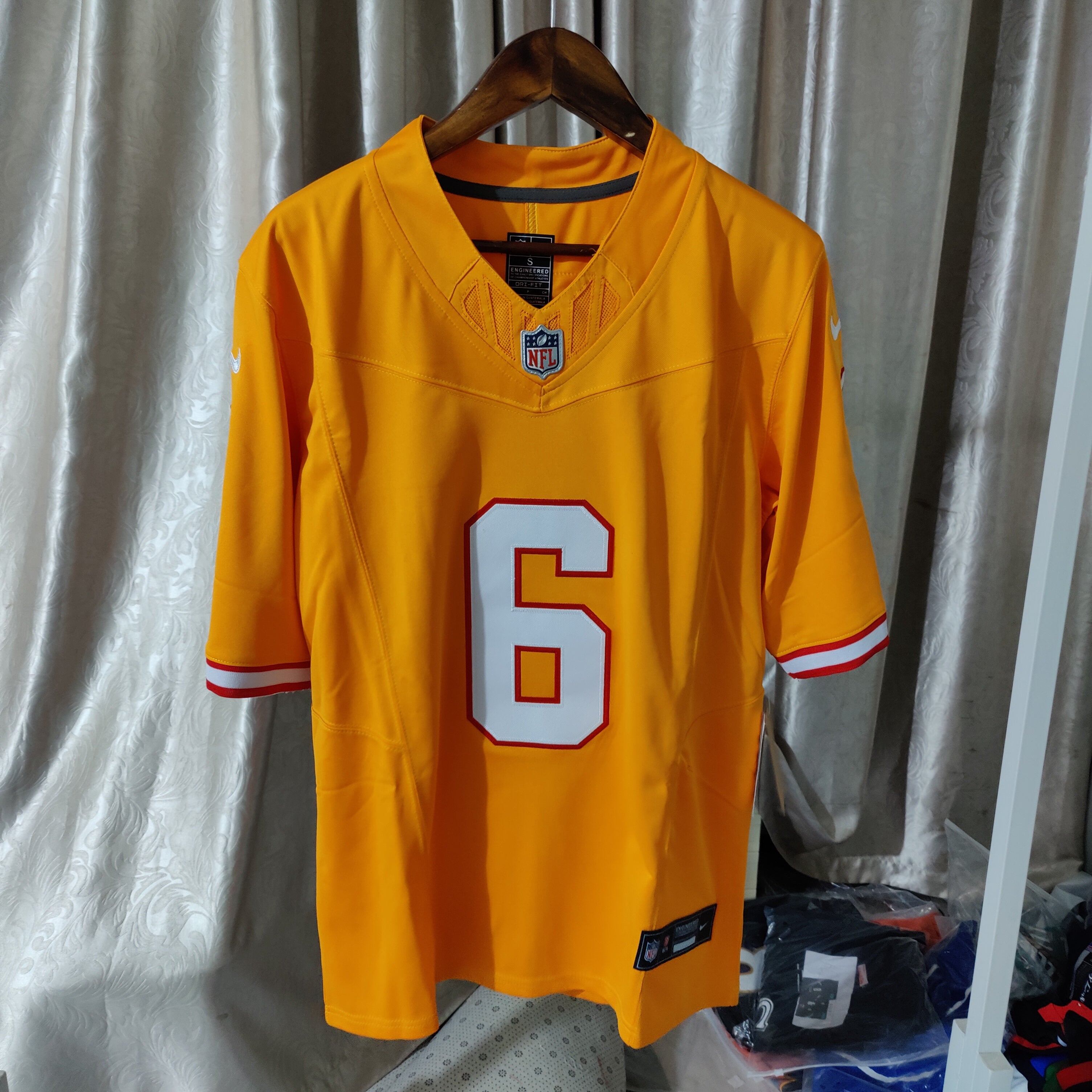 Tampa Bay Buccaneers Vapor F.U.S.E. Limited Jersey Orange